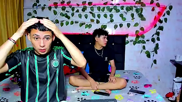 Alexander and Xiao online show from 12.23.24