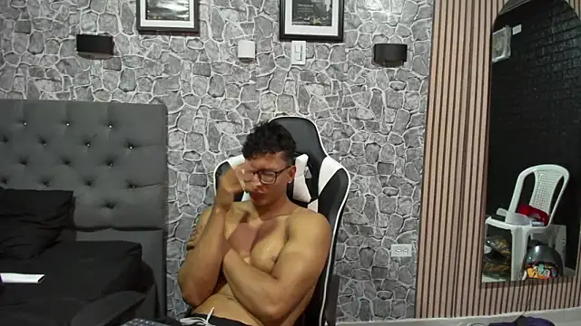 chriss jones1 online show from 09.26.25