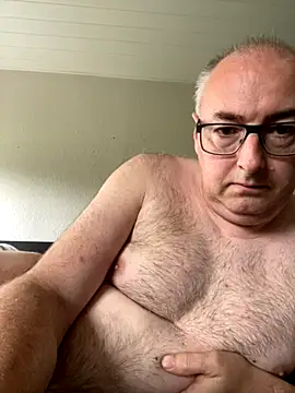 Snapshot of Ronaldo50_DK chatting on 09.29.25 Ronaldo50 DK online show from 09.29.25