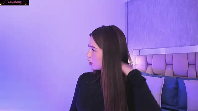 Roxie-Summers11 online show from 02.08.25