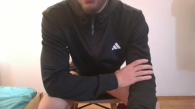 Snapshot of Turkboy_17 chatting on 01.26.25 Turkboy 17 online show from 01.26.25