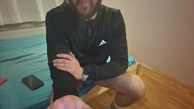 Snapshot of Turkboy_17 chatting on 02.19.25 Turkboy 17 online show from 02.19.25