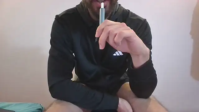 Snapshot of Turkboy_17 chatting on 03.16.25 Turkboy 17 online show from 03.16.25