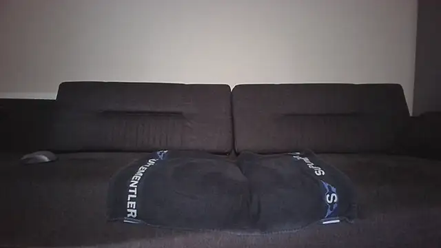 Snapshot of Turkboy_17 chatting on 10.28.25 Turkboy 17 online show from 10.28.25