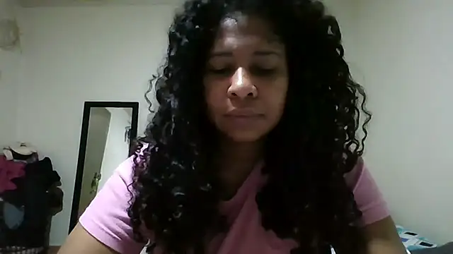 Snapshot of Ivon-09 chatting on 04.30.26 Ivon-09 online show from 04.30.26