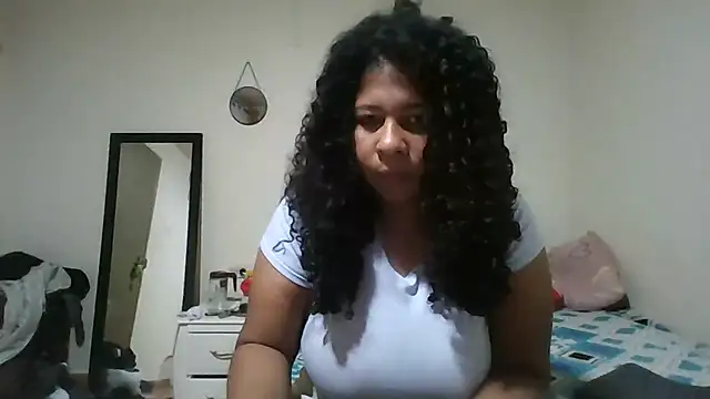 Snapshot of Ivon-09 chatting on 05.03.26 Ivon-09 online show from 05.03.26