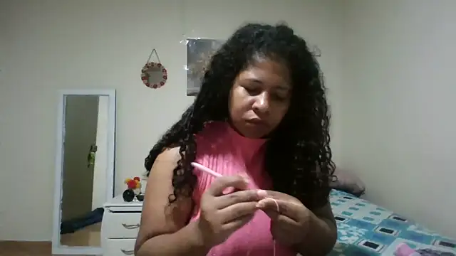 Snapshot of Ivon-09 chatting on 05.08.26 Ivon-09 online show from 05.08.26