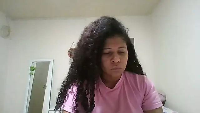 Snapshot of Ivon-09 chatting on 05.15.26 Ivon-09 online show from 05.15.26