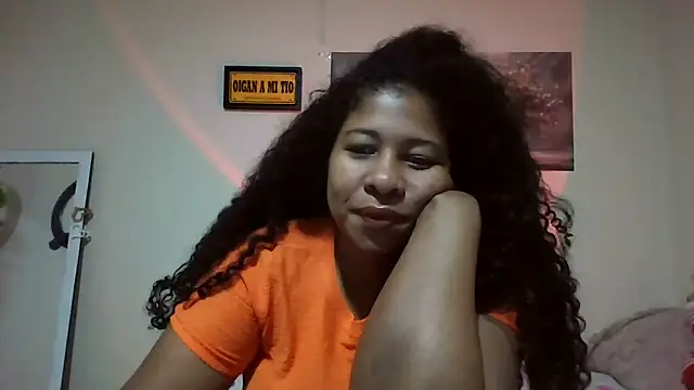 Snapshot of Ivon-09 chatting on 05.23.26 Ivon-09 online show from 05.23.26