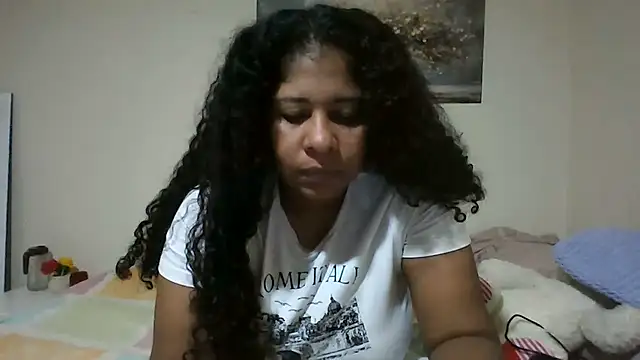 Snapshot of Ivon-09 chatting on 06.02.26 Ivon-09 online show from 06.02.26