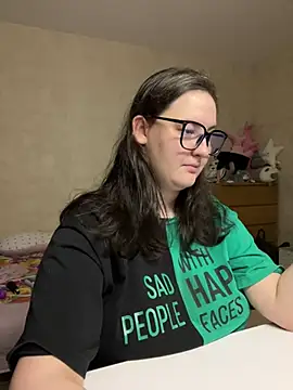 hungry1bunny online show from 12.10.24