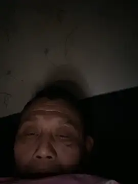 Snapshot of bcc0001 chatting on 03.08.25 bcc0001 online show from 03.08.25