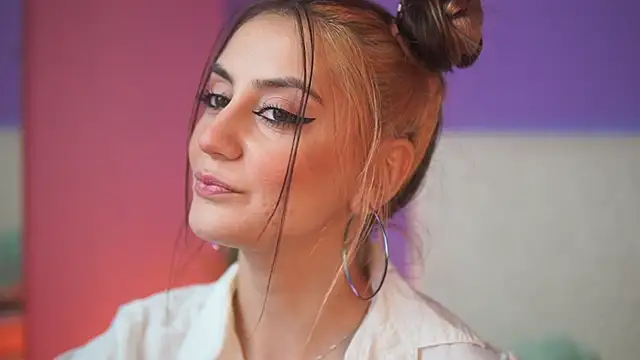 SabrinaHope online show from 11.17.25