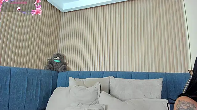 kathecute   online show from 04.15.26