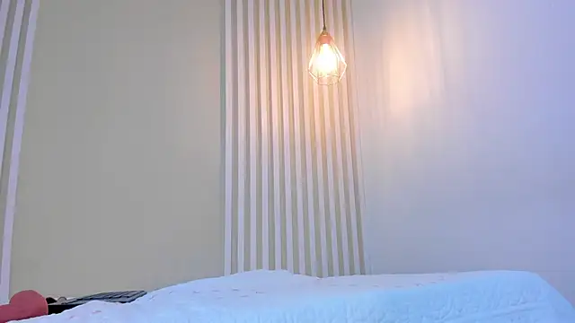 Snapshot of annawelk_ chatting on 02.19.25 annawelk online show from 02.19.25