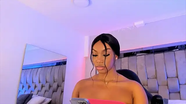 ChaynnaCooper online show from 02.05.25