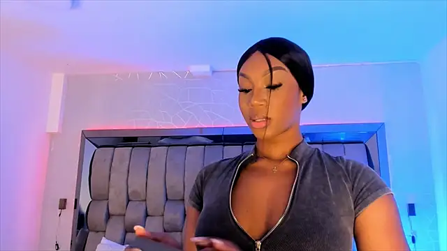 ChaynnaCooper online show from 02.19.25