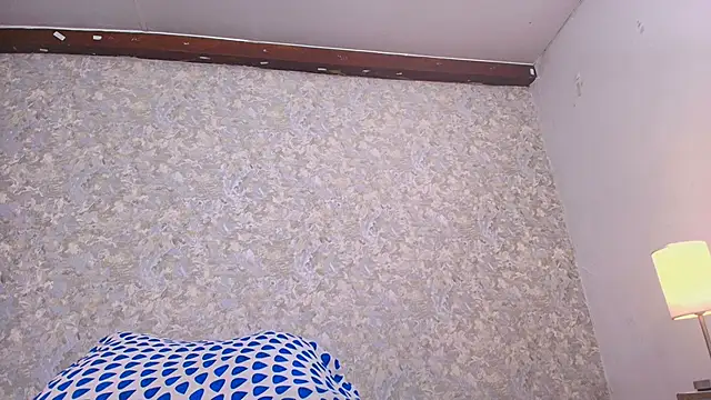 Snapshot of nicol_f chatting on 01.14.25 nicol f online show from 01.14.25