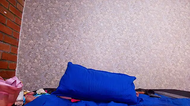 Snapshot of nicol_f chatting on 01.24.25 nicol f online show from 01.24.25