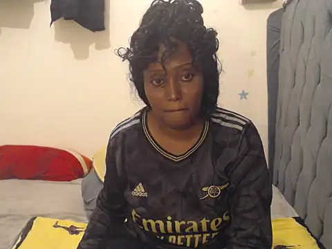 Snapshot of Ebonymercy chatting on 04.17.26 Ebonymercy online show from 04.17.26