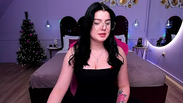 MelanieCarterr online show from 12.31.24