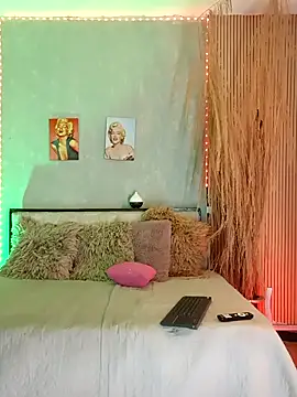 nahiarapalmer19 online show from 02.01.26