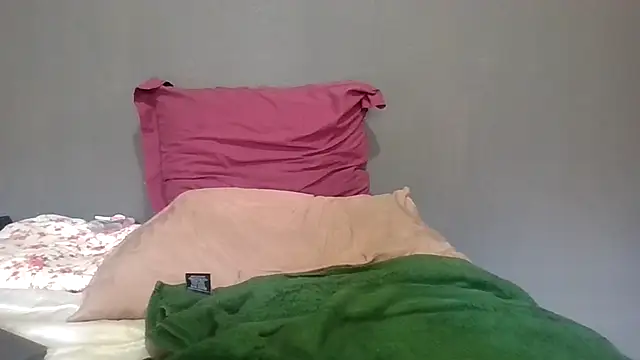 Snapshot of TheeRealShow chatting on 02.21.26 TheeRealShow online show from 02.21.26