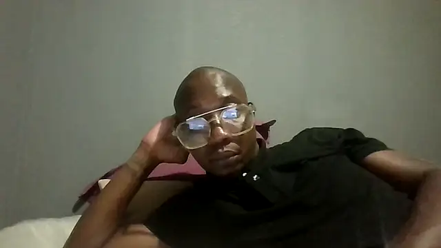 Snapshot of TheeRealShow chatting on 03.01.26 TheeRealShow online show from 03.01.26