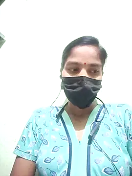 Snapshot of anusiya01 chatting on 01.05.25 anusiya01 online show from 01.05.25