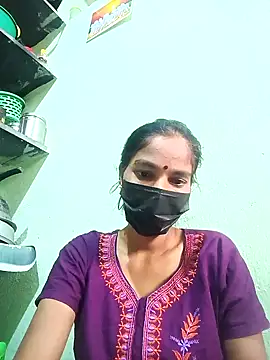 Snapshot of anusiya01 chatting on 01.25.25 anusiya01 online show from 01.25.25