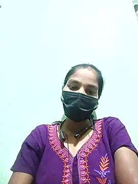 Snapshot of anusiya01 chatting on 02.03.25 anusiya01 online show from 02.03.25