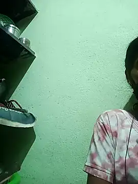 Snapshot of anusiya01 chatting on 02.06.25 anusiya01 online show from 02.06.25