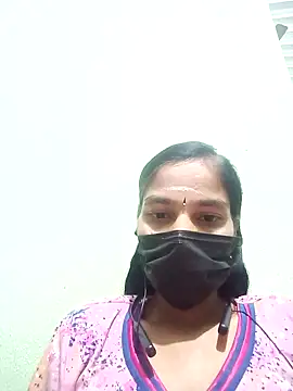 Snapshot of anusiya01 chatting on 02.16.25 anusiya01 online show from 02.16.25