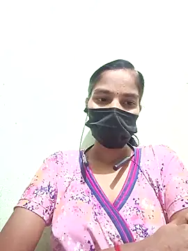 Snapshot of anusiya01 chatting on 02.20.25 anusiya01 online show from 02.20.25