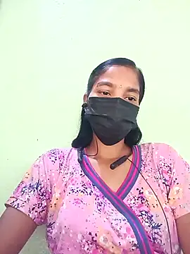 Snapshot of anusiya01 chatting on 02.21.25 anusiya01 online show from 02.21.25