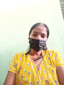 Snapshot of anusiya01 chatting on 02.24.25 anusiya01 online show from 02.24.25