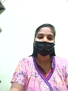 Snapshot of anusiya01 chatting on 02.24.25 anusiya01 online show from 02.24.25