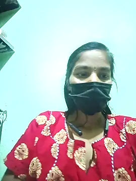 Snapshot of anusiya01 chatting on 02.25.25 anusiya01 online show from 02.25.25