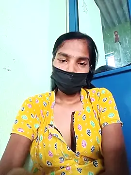 Snapshot of anusiya01 chatting on 03.01.25 anusiya01 online show from 03.01.25