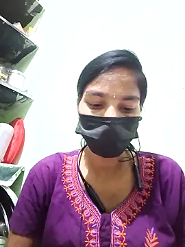 Snapshot of anusiya01 chatting on 03.08.25 anusiya01 online show from 03.08.25