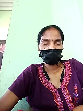 Snapshot of anusiya01 chatting on 03.09.25 anusiya01 online show from 03.09.25