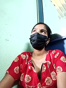 Snapshot of anusiya01 chatting on 03.10.25 anusiya01 online show from 03.10.25