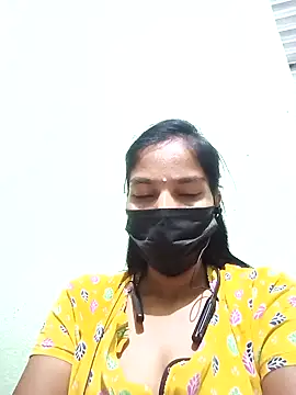 Snapshot of anusiya01 chatting on 03.16.25 anusiya01 online show from 03.16.25