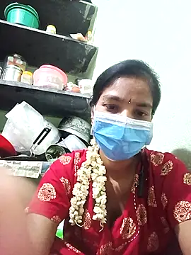 Snapshot of anusiya01 chatting on 03.22.25 anusiya01 online show from 03.22.25