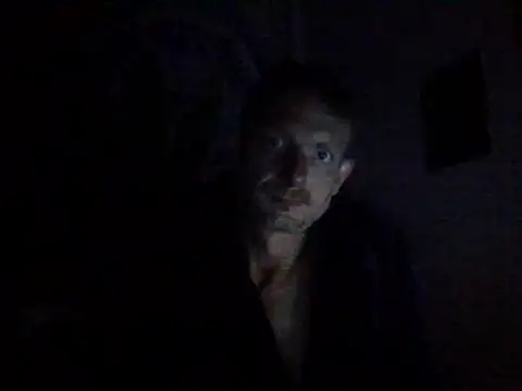 Snapshot of toast843 chatting on 03.03.25 toast843 online show from 03.03.25