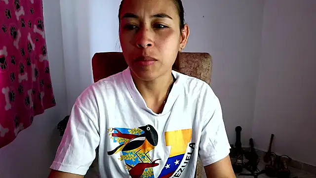 Snapshot of asiri_smith chatting on 06.30.26 asiri smith online show from 06.30.26