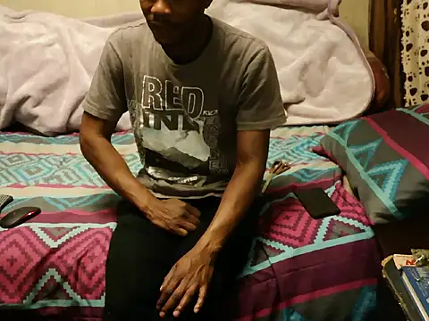 Snapshot of RGTM75 chatting on 09.22.25 RGTM75 online show from 09.22.25