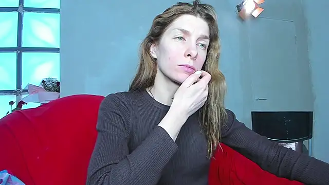 YourSuperModel online show from 02.18.25