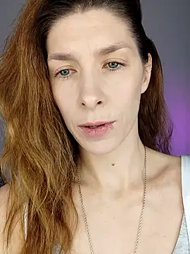 Snapshot of YourSuperModel chatting on 01.08.26 YourSuperModel online show from 01.08.26