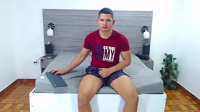 Loony Zion online show from 03.06.25